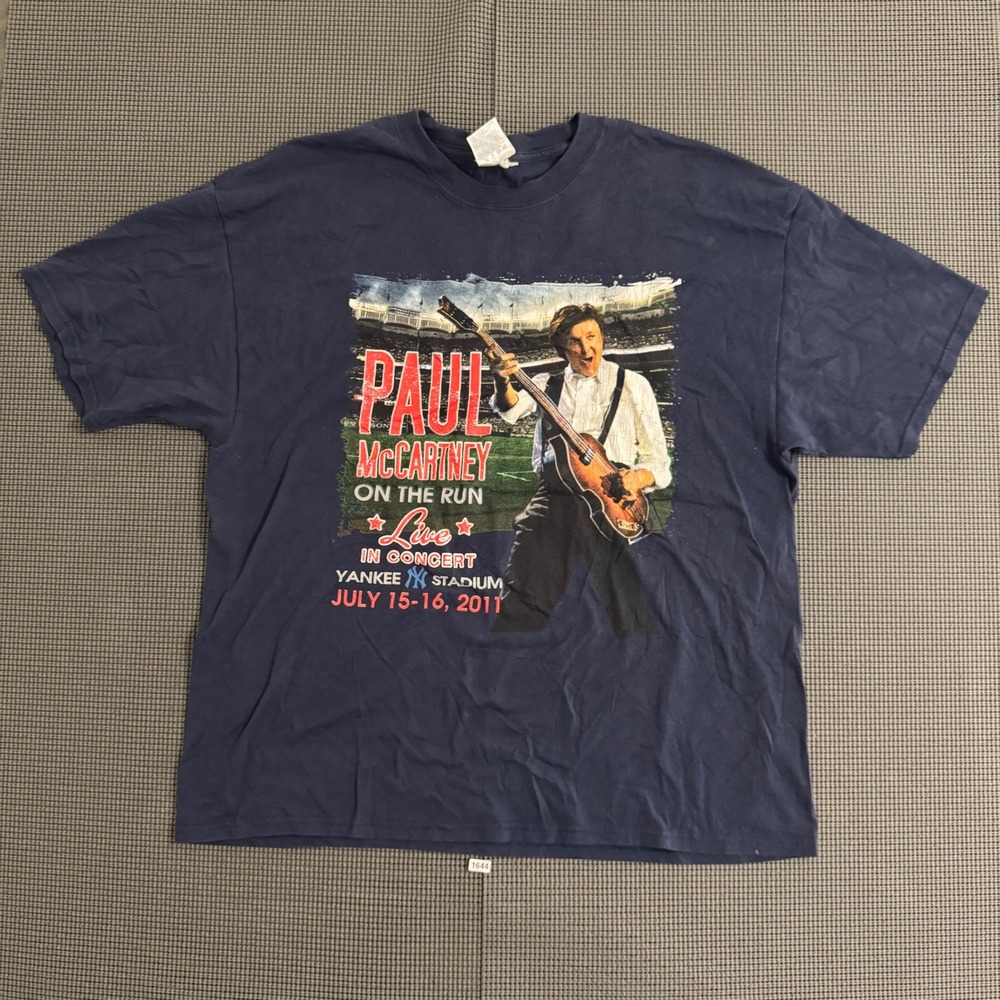 Paul McCartney On The Run 2011 Yankee Stadium Tour T-Shirt Navy Blue XL